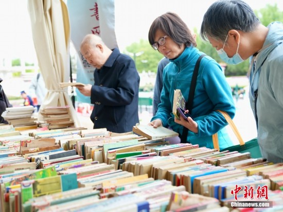 华宇娱乐平台：北京书市开幕 首次设置全国古旧书展销年会